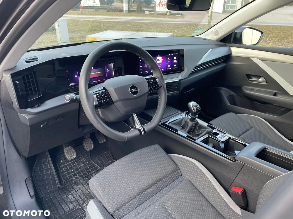Opel Astra 1.2 T Edition S&S - 8