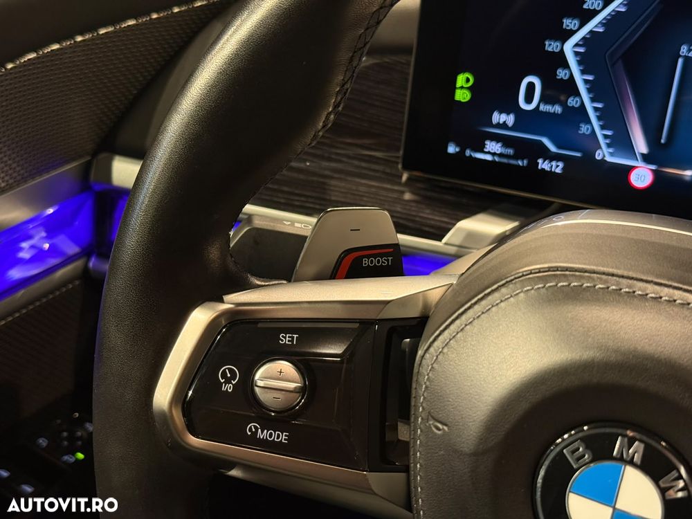 BMW Seria 7 - 27