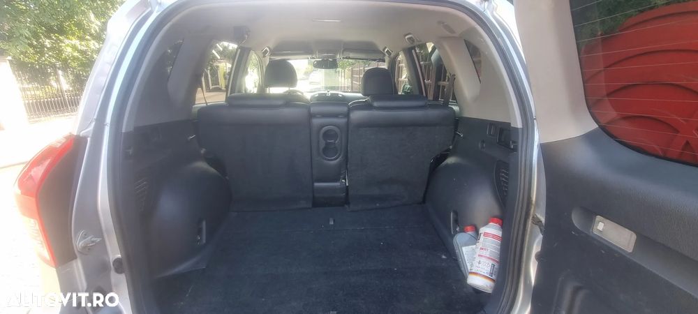 Toyota RAV4 2.2 D-CAT 4x4 Executive - 5