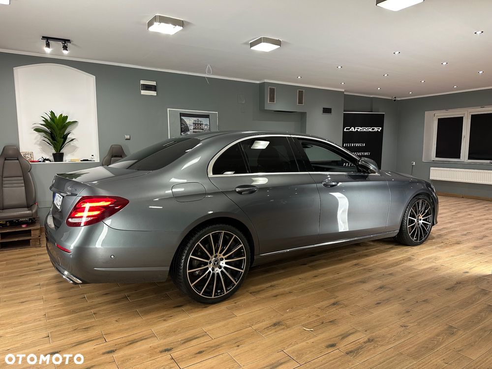 Mercedes-Benz Klasa E 220 d 4-Matic Business Edition 9G-TRONIC - 13