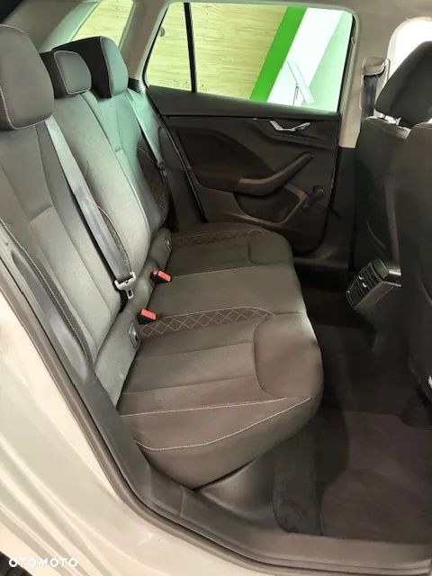 Skoda Kamiq 1.0 TSI Ambition - 25