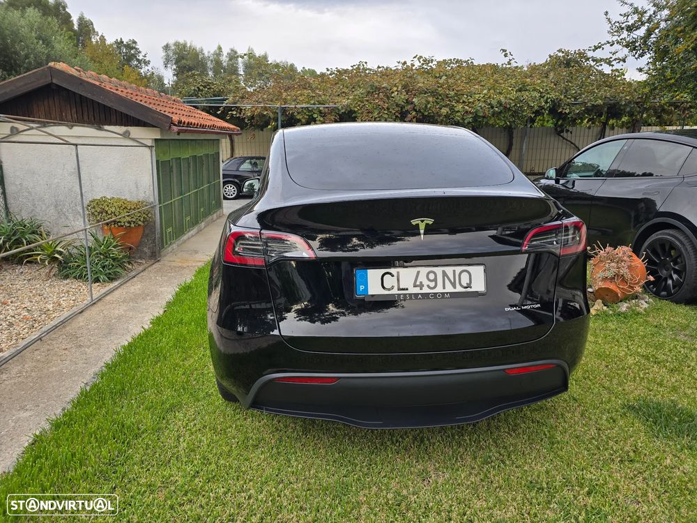 Tesla Model Y Long Range Dual Motor AWD - 5