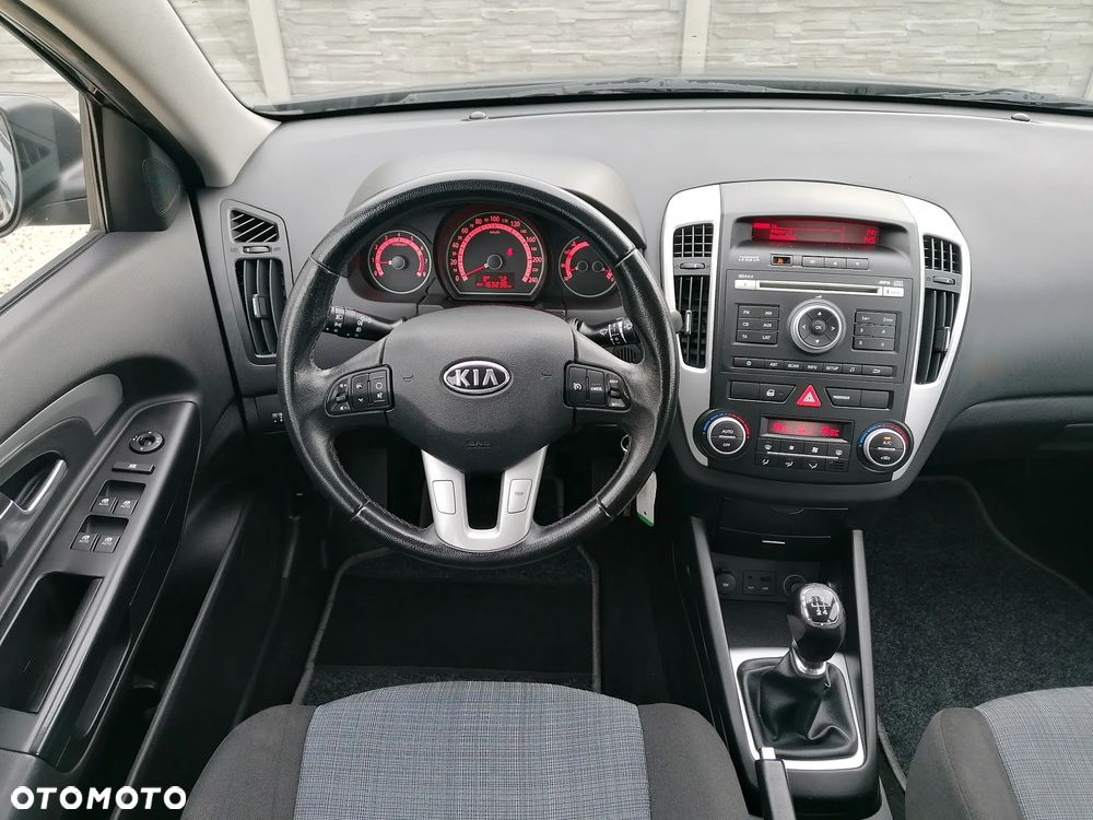 Kia Ceed 1.4 CVVT Spirit - 15