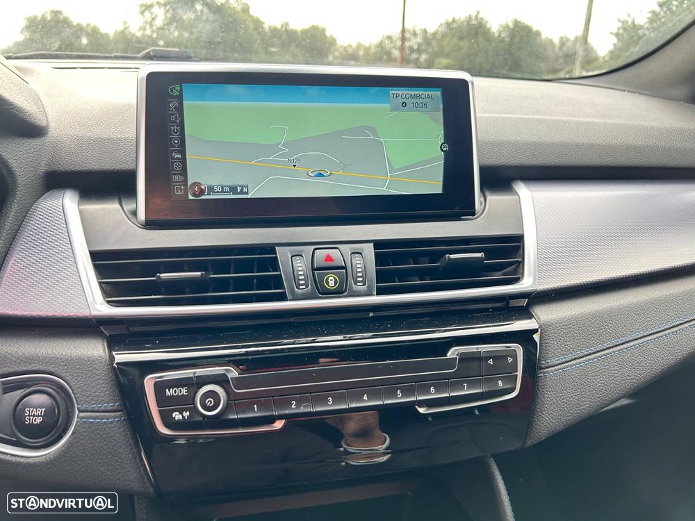 BMW 225xe Active Tourer Pack M - 21