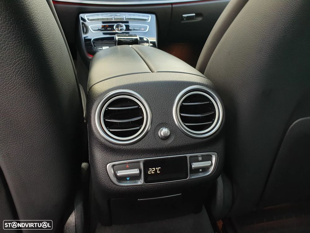 Mercedes-Benz E 350 D 9G-TRONIC AMG Line - 36