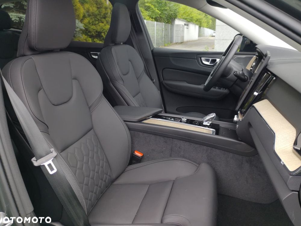 Volvo XC 60 - 19