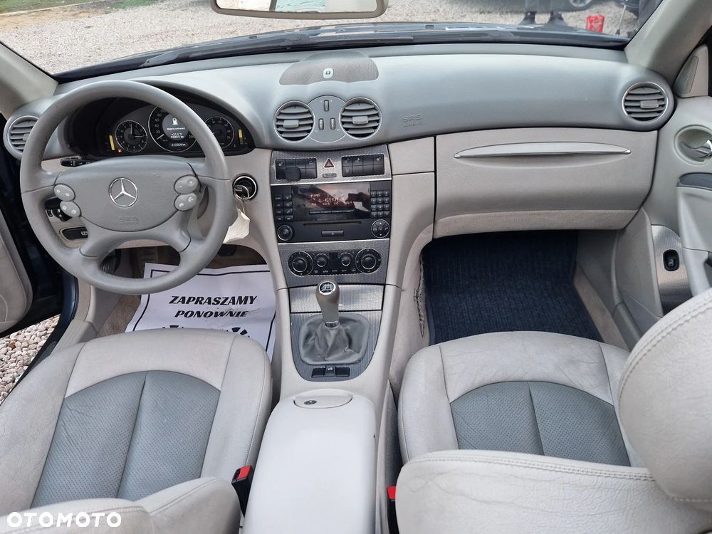 Mercedes-Benz CLK - 21
