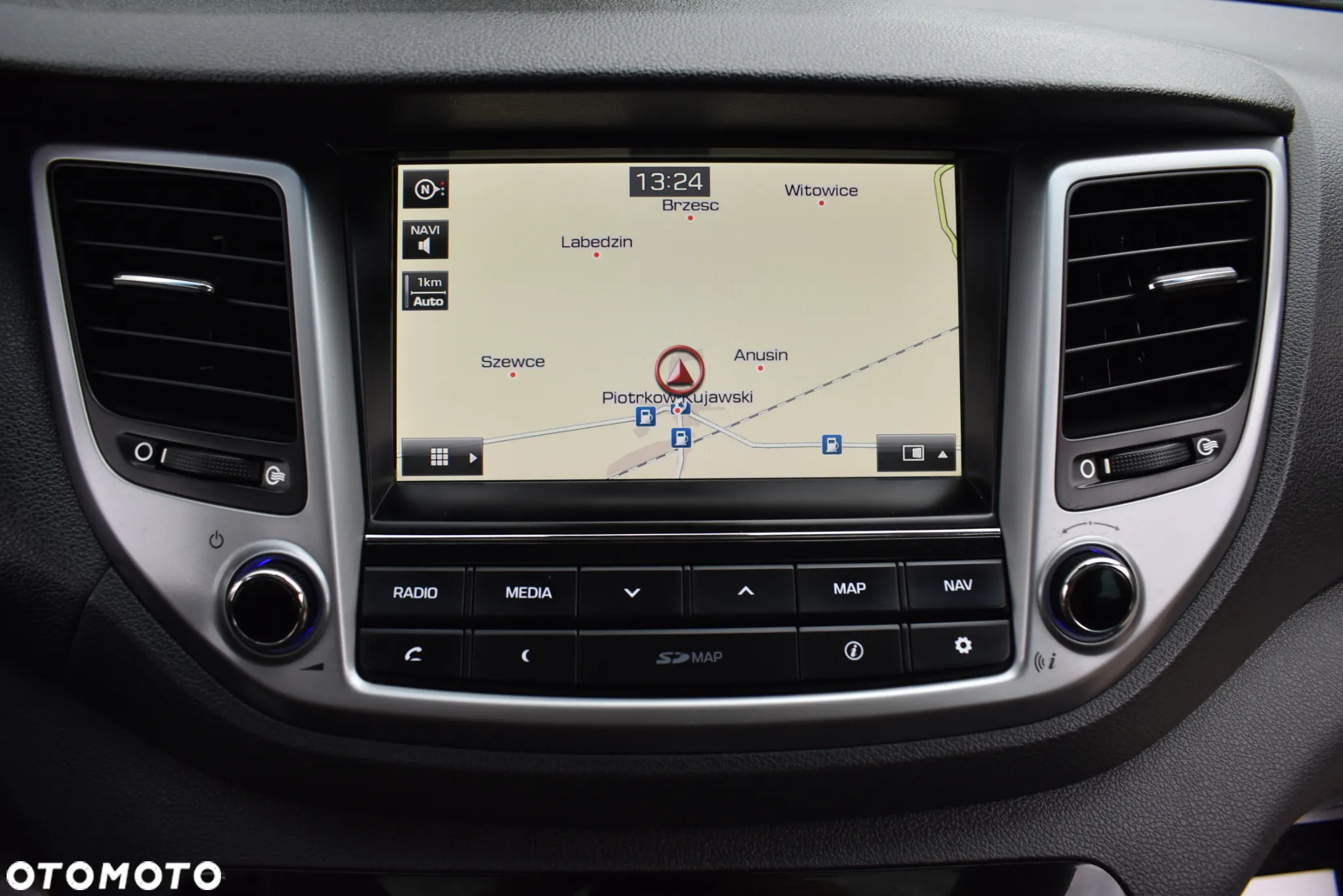 Hyundai Tucson blue 1.7 CRDi 2WD Intro Edition - 36