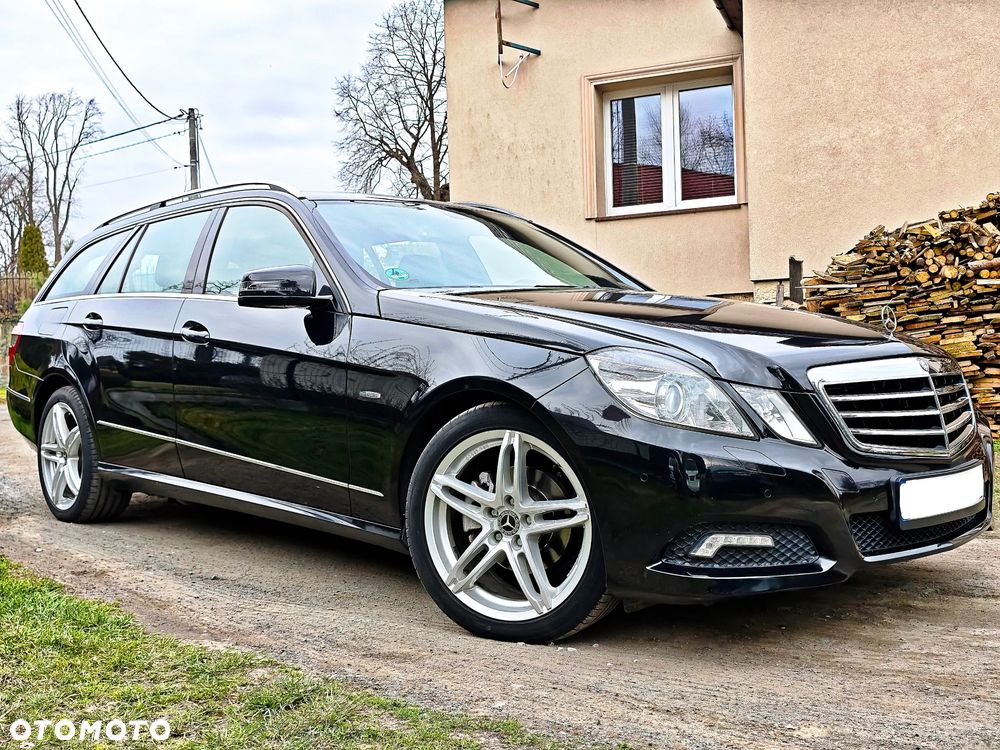 Mercedes-Benz Klasa E - 33