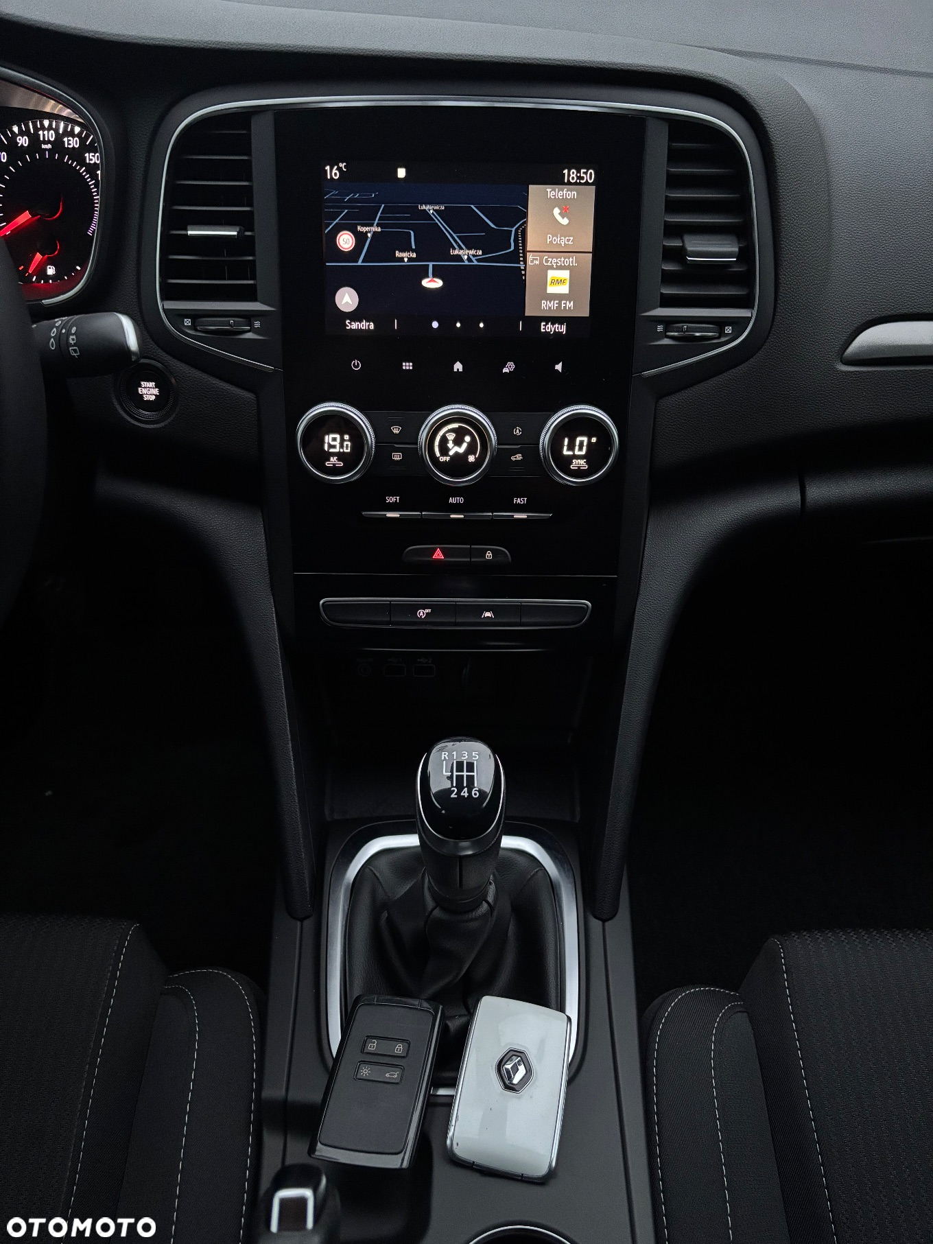Renault Megane TCe 115 GPF LIFE - 15