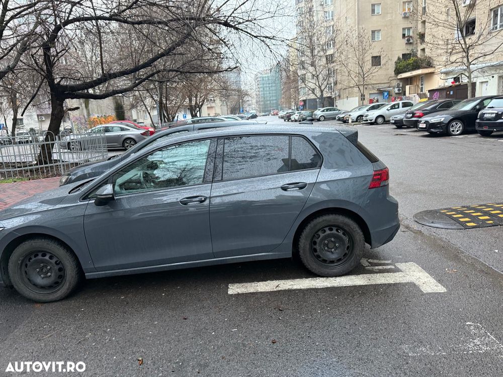 Volkswagen Golf 1.0 eTSI MHEV 110CP DSG Life - 2