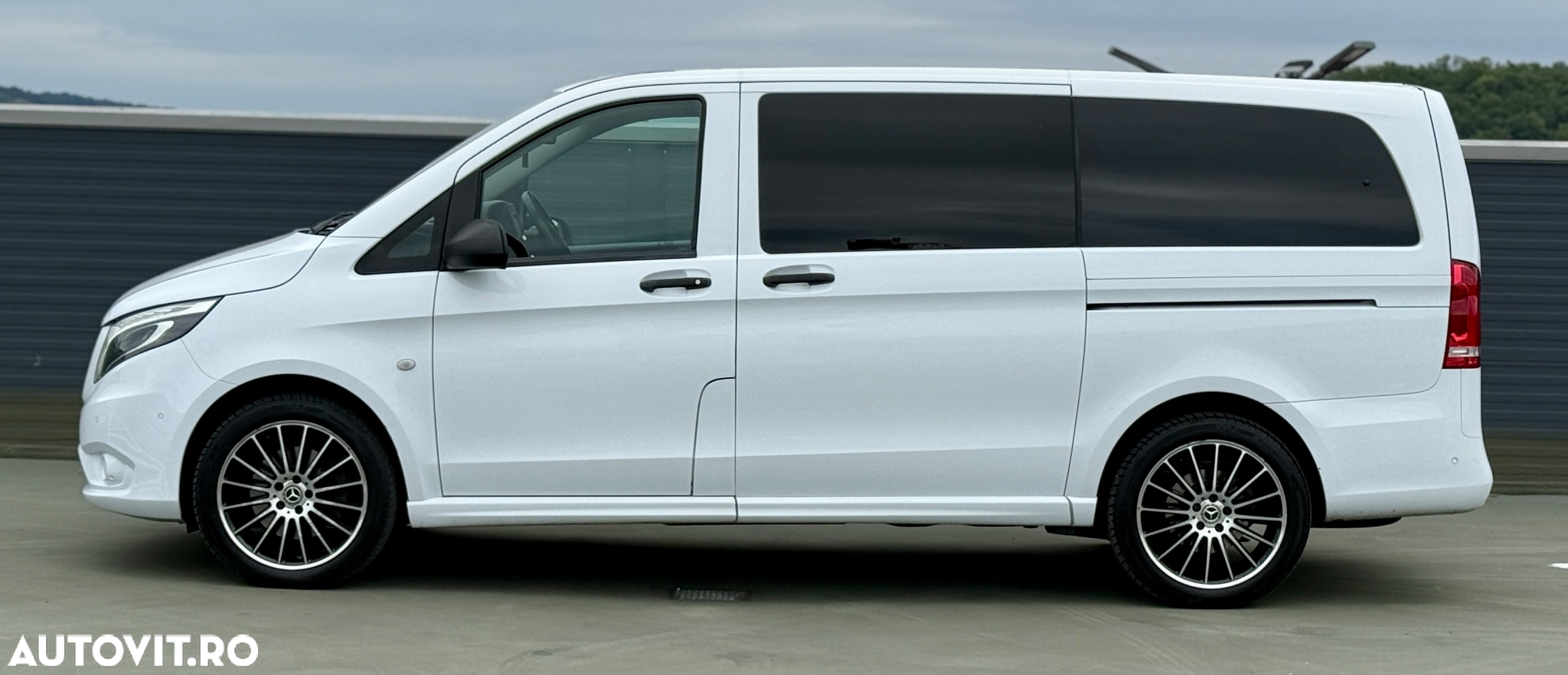 Mercedes-Benz Vito 119 CDI Tourer Lang Aut. EDITION - 2