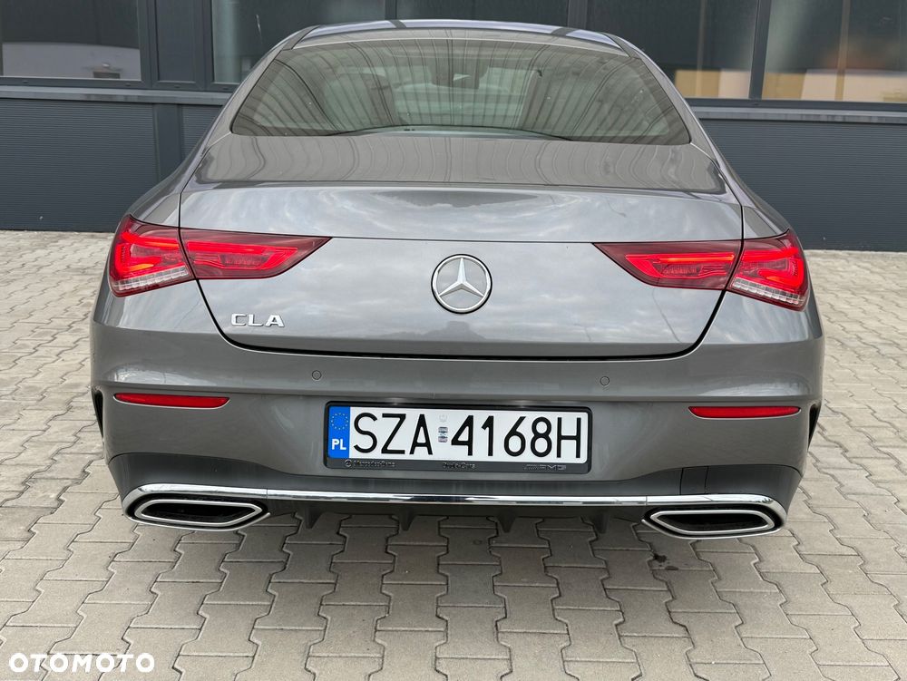 Mercedes-Benz CLA 180 AMG Line 7G-DCT - 24