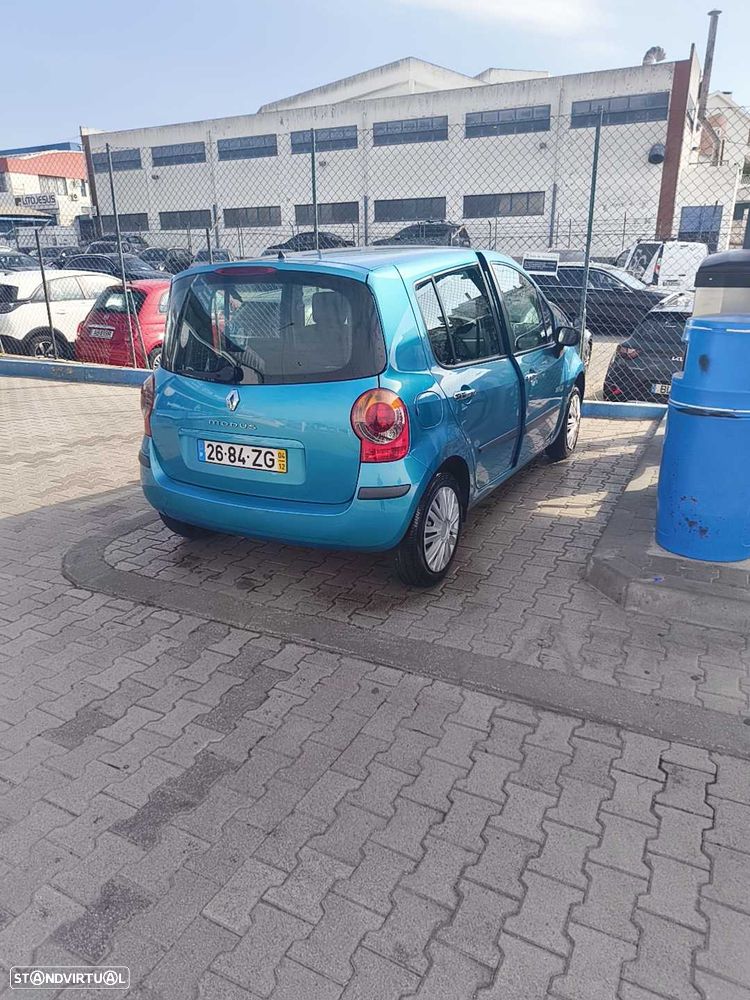 Renault Modus 1.2 Confort Authentique - 4