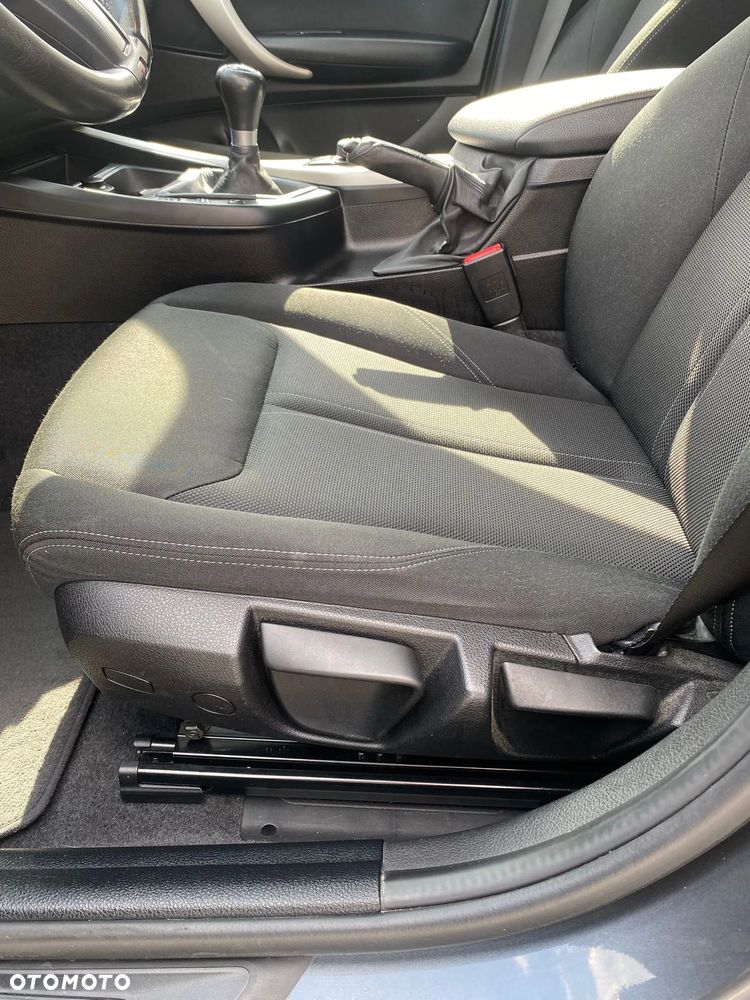 BMW Seria 1 116d - 14