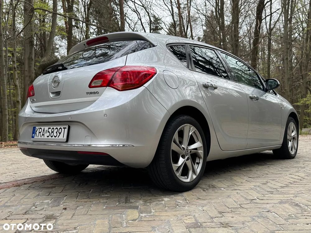 Opel Astra - 10