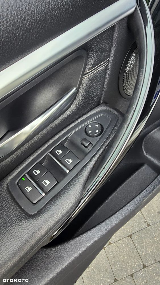 BMW Seria 3 320d Efficient Dynamics Edition - 10