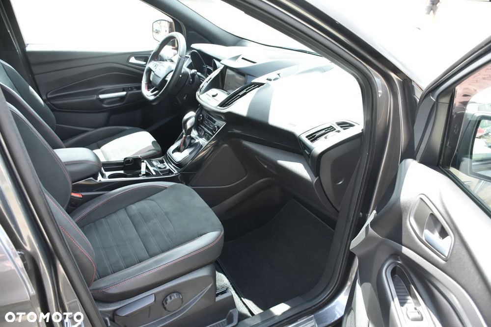 Ford Kuga 2.0 TDCi 4x4 ST-Line - 16
