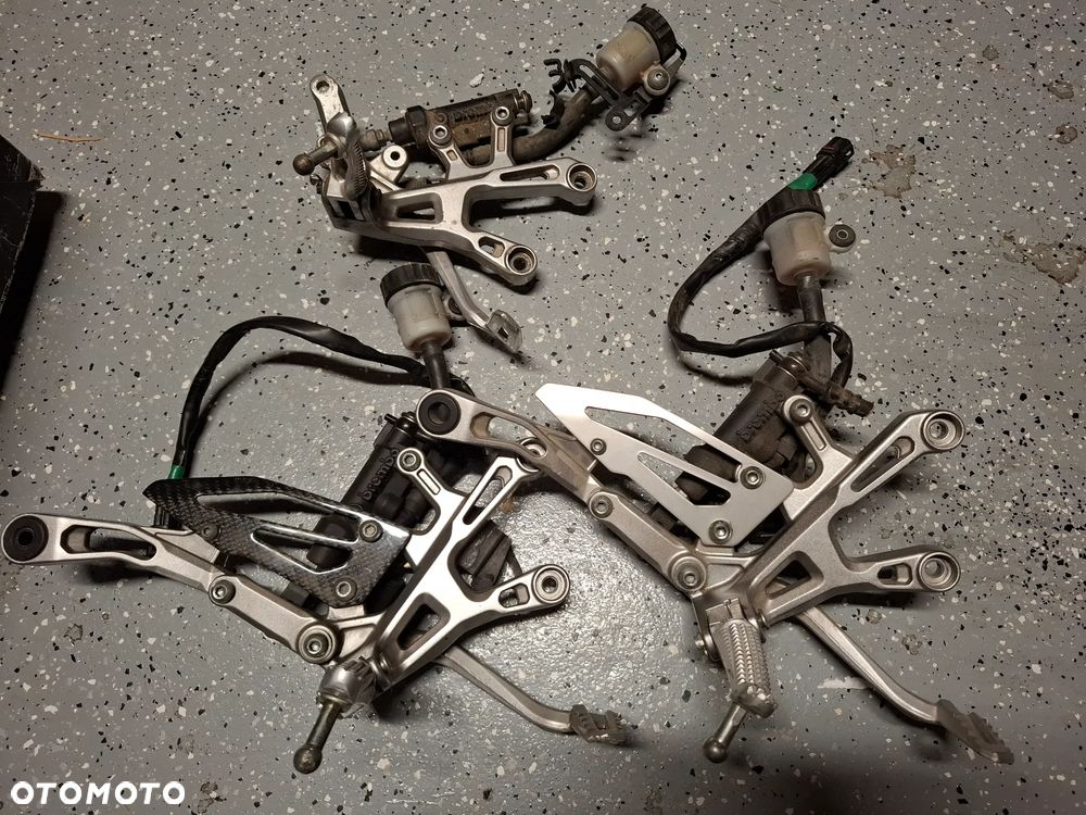 Yamaha MT10 set dźwignia podnóżek