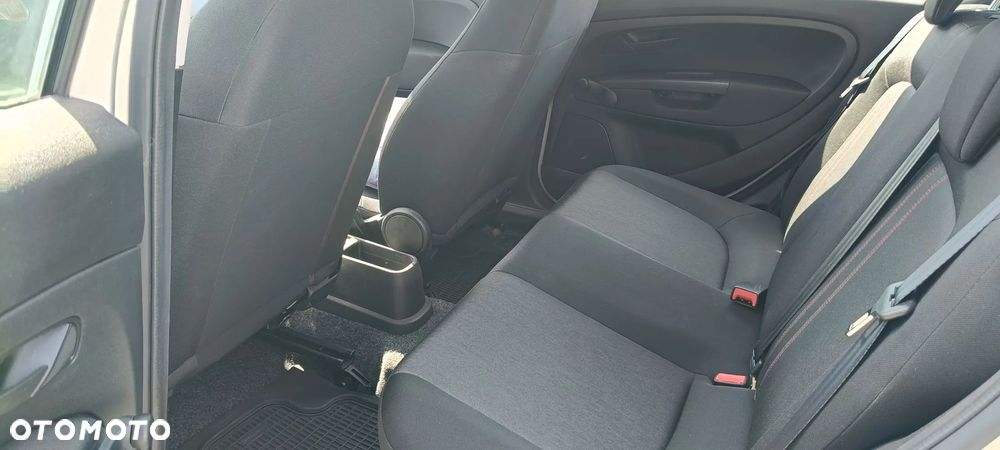 Fiat Punto 1.4 Young - 11
