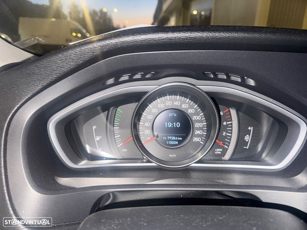 Volvo V40 2.0 D2 Kinetic Eco - 8