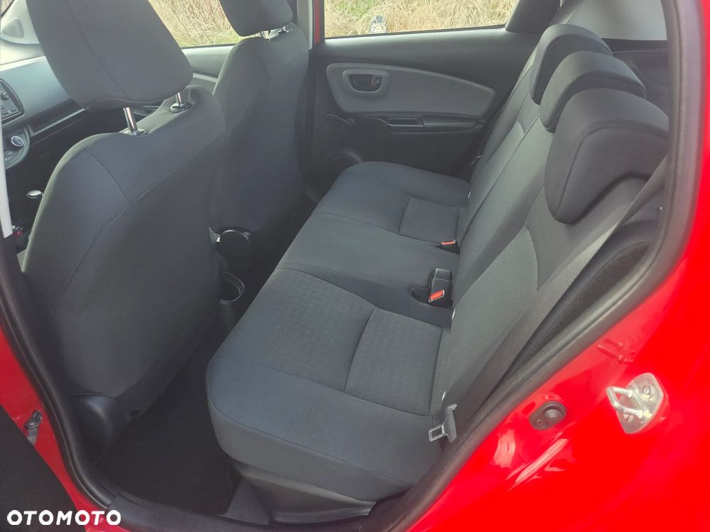 Toyota Yaris Hybrid 100 Dynamic EU6 - 14