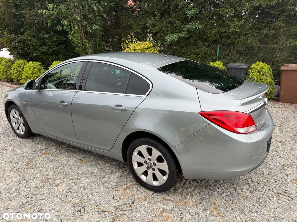 Opel Insignia 1.8 - 2