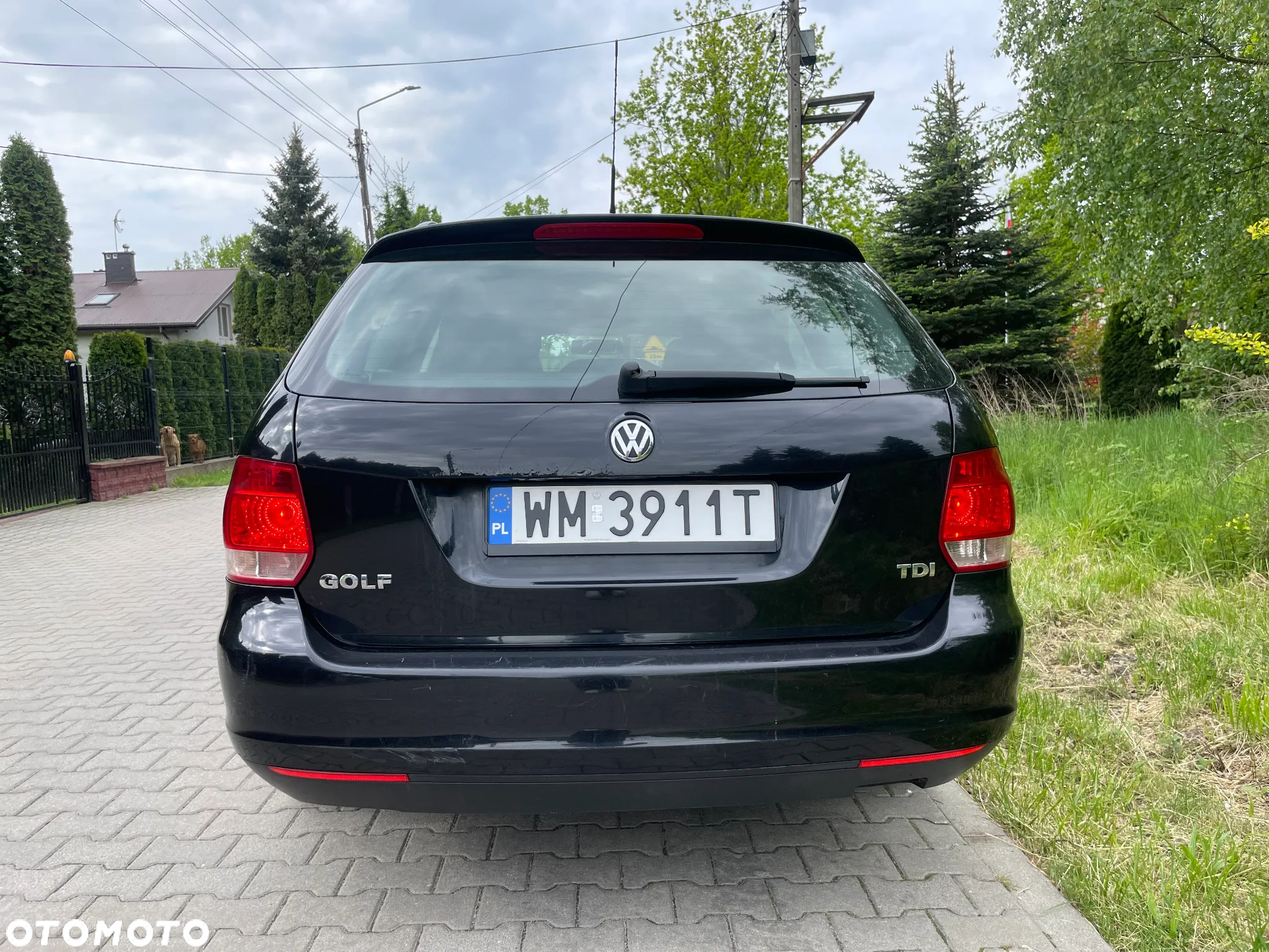 Volkswagen Golf - 6