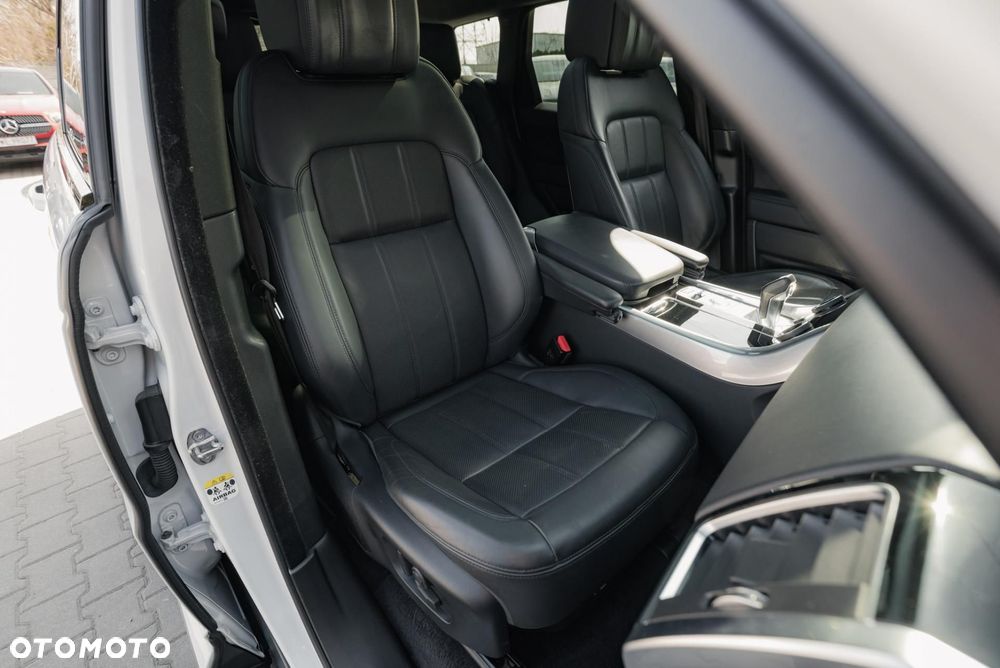 Land Rover Range Rover Sport - 16