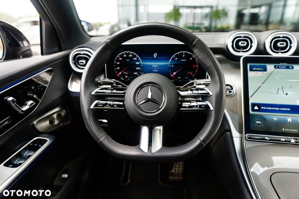 Mercedes-Benz GLC - 25