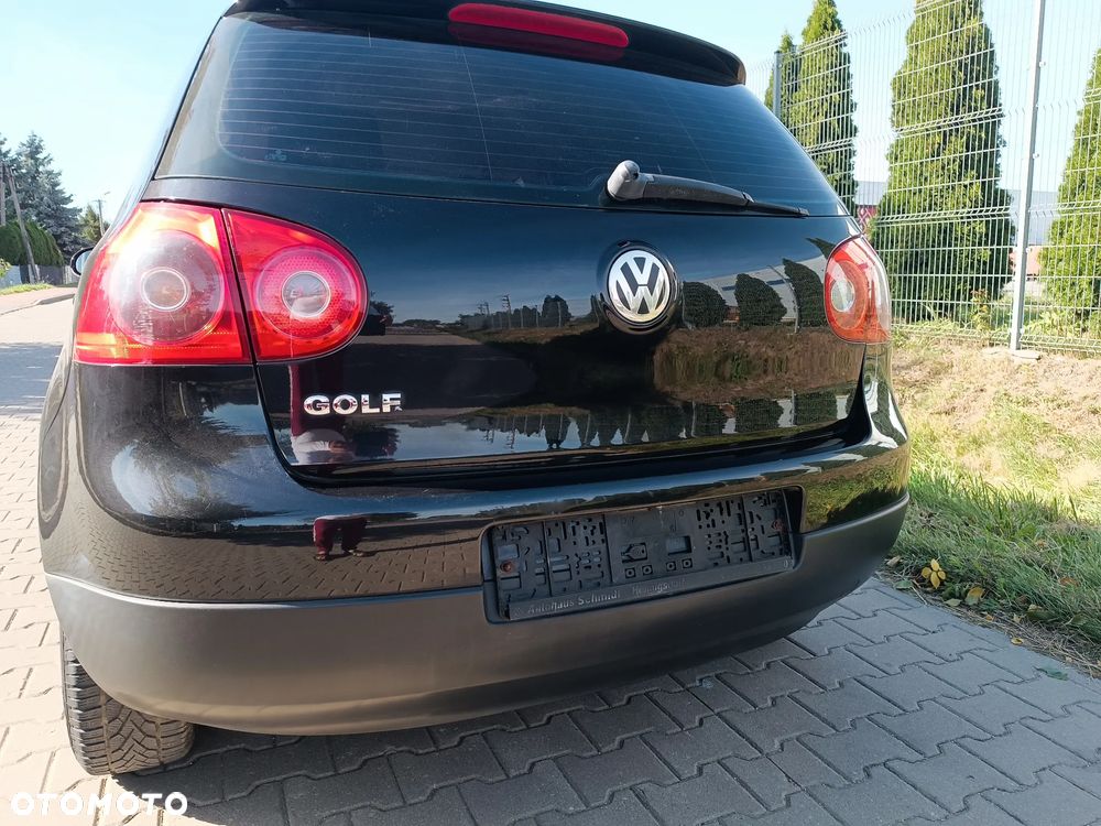 Volkswagen Golf - 6