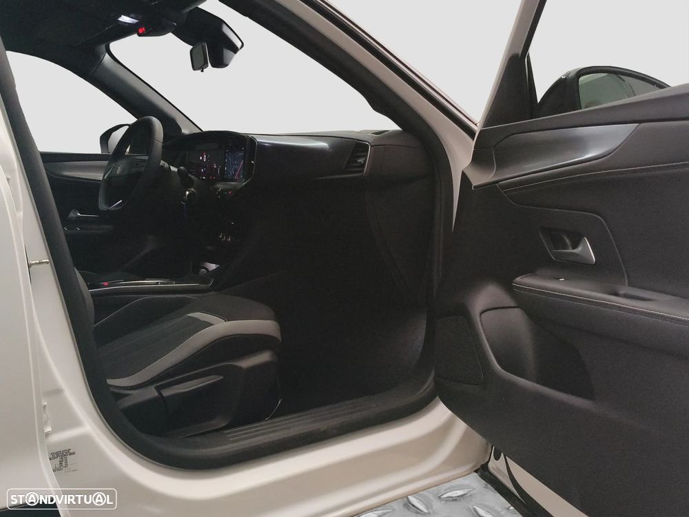 Opel Mokka 1.2 Hybrid GS eDCT - 30