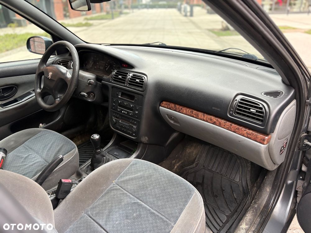 Peugeot 406 2.0 HDI STDT Familiale - 11