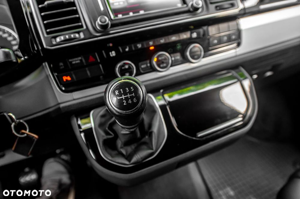 Volkswagen Multivan 2.0 BiTDI L1 Highline 4Motion - 29