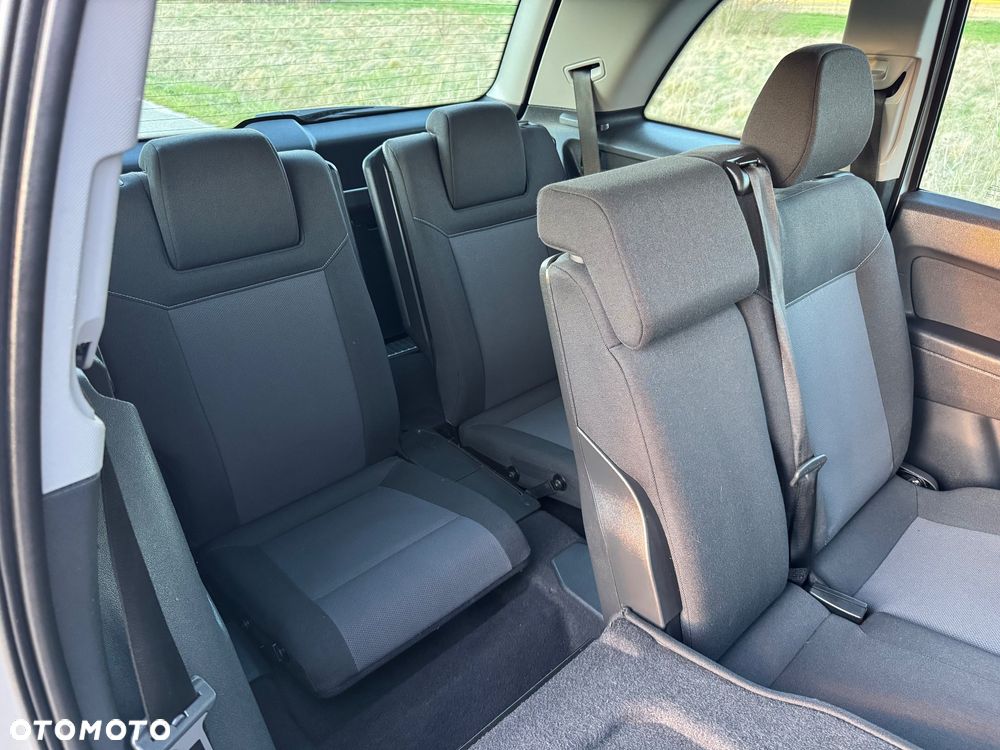 Opel Zafira 1.6 Njoy - 12