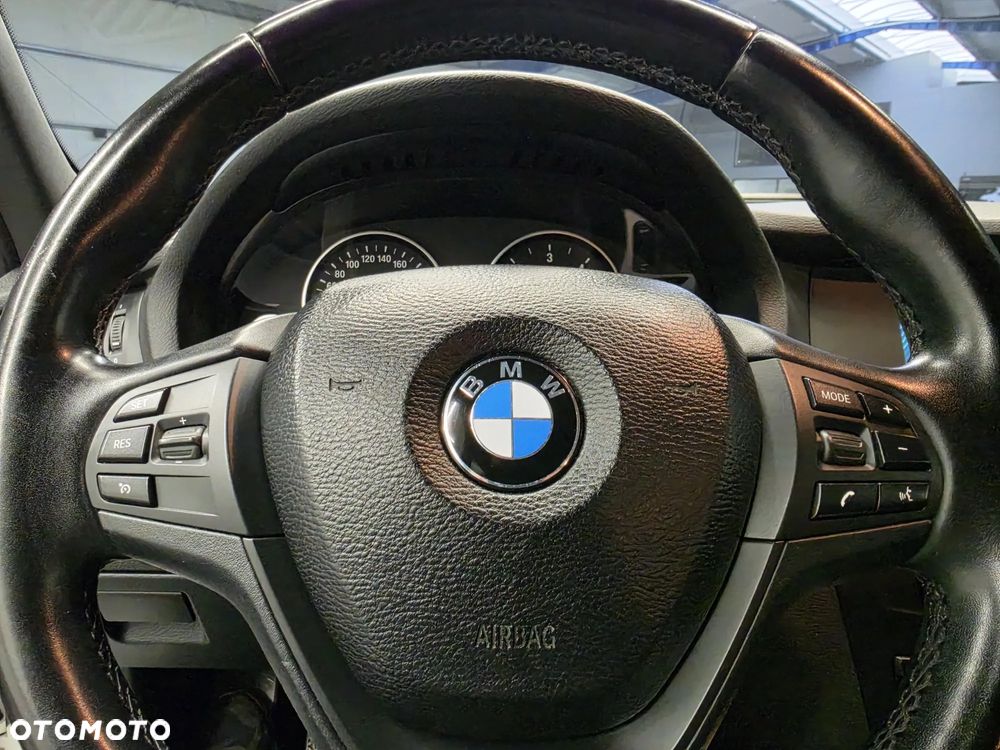 BMW X3 xDrive20d - 34