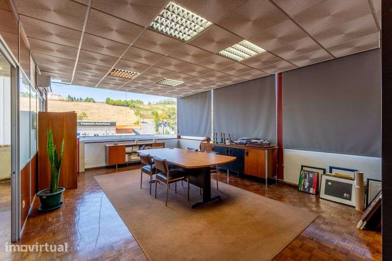 Escritório com 210 m2 para arrendar em Torres Vedras - Grande imagem: 5/17