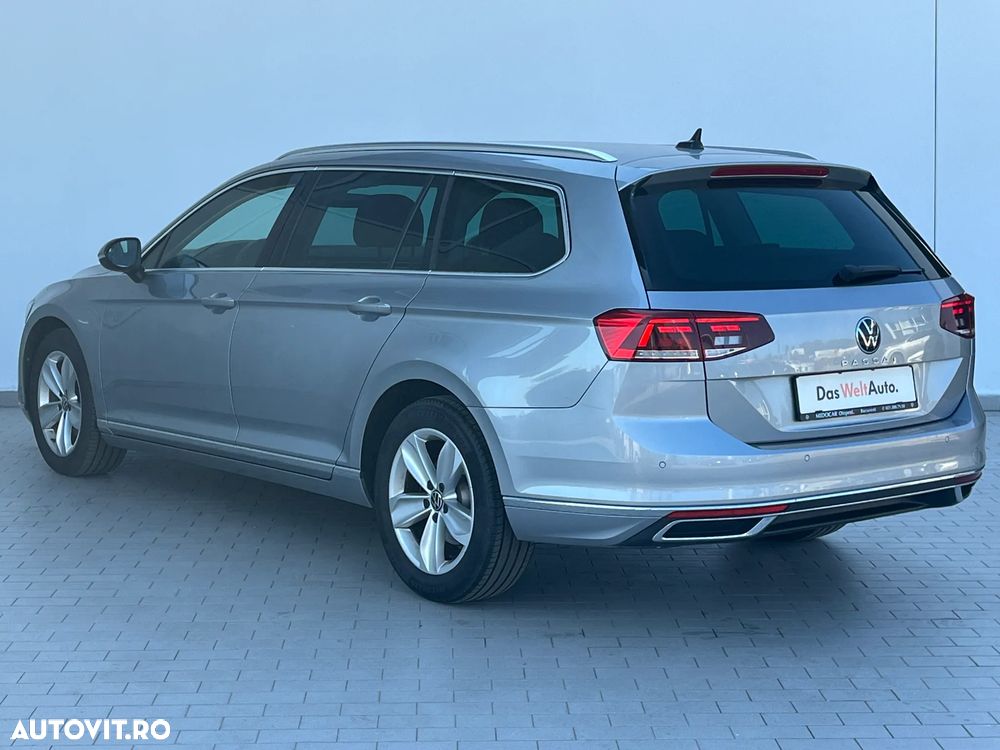 Volkswagen Passat 2.0 TDI DSG Highline - 4