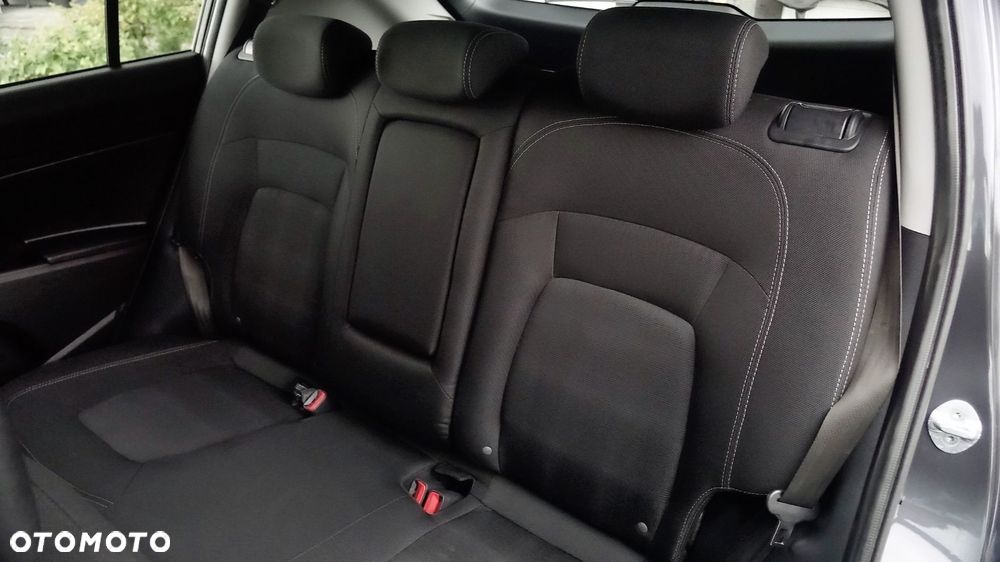 Kia Sportage 1.7 CRDI M 2WD - 25