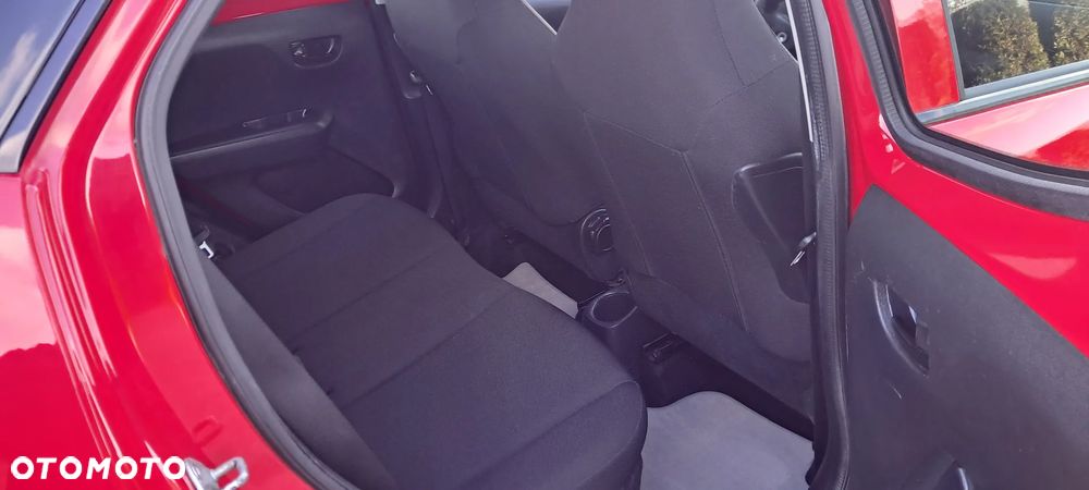 Toyota Aygo x-play Eco - 10