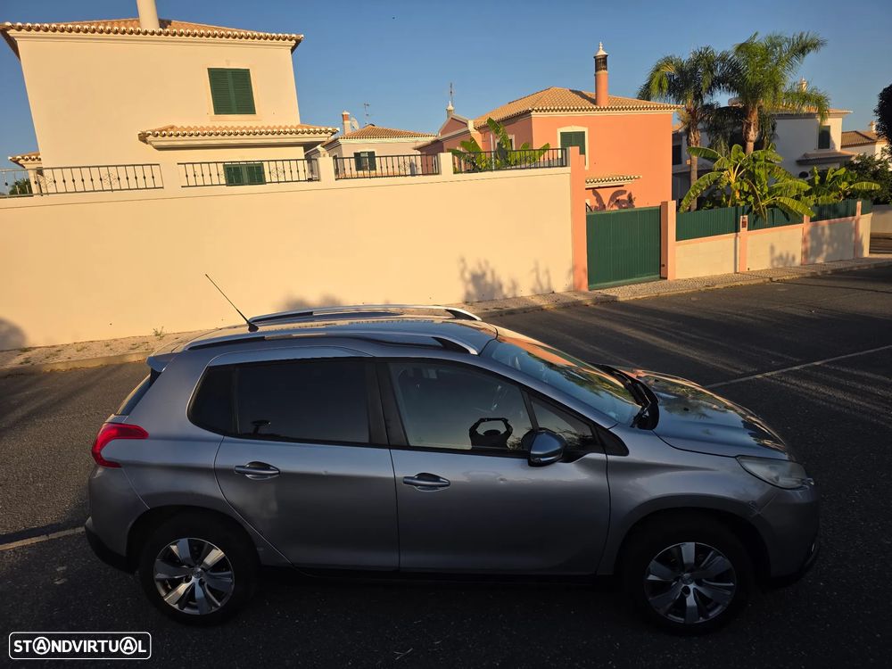 Peugeot 2008 - 6