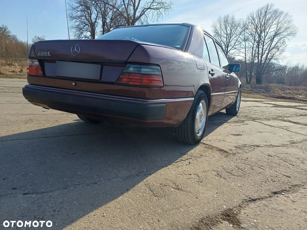 Mercedes-Benz W124 (1984-1993) - 2