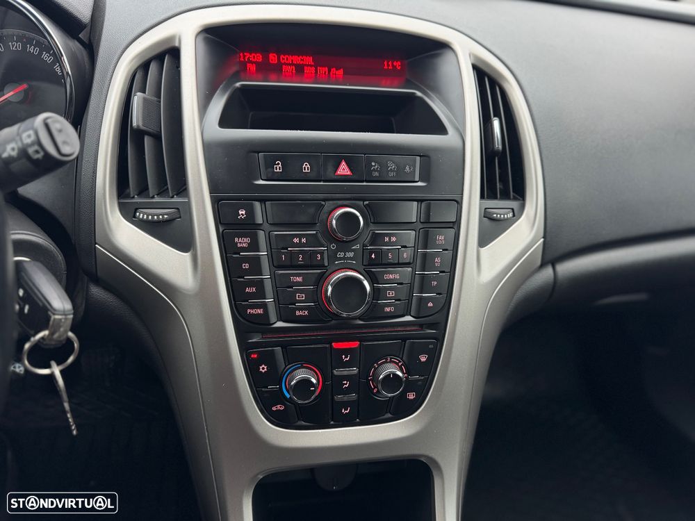 Opel Astra 1.3 CDTi Executive - 6