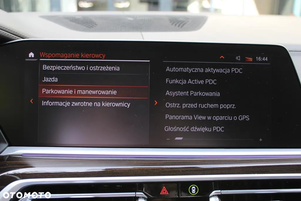 BMW X7 xDrive40d mHEV - 32