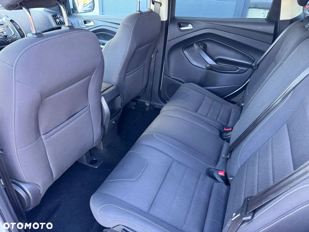 Ford Kuga 2.0 TDCi 2x4 Trend - 17