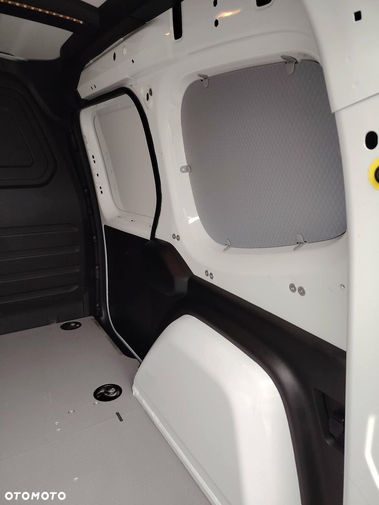Opel Combo 1.2 benzyna Vat! rok2020 navi klima 3-osobowy tempomat grzana szyba fotele hak - 11