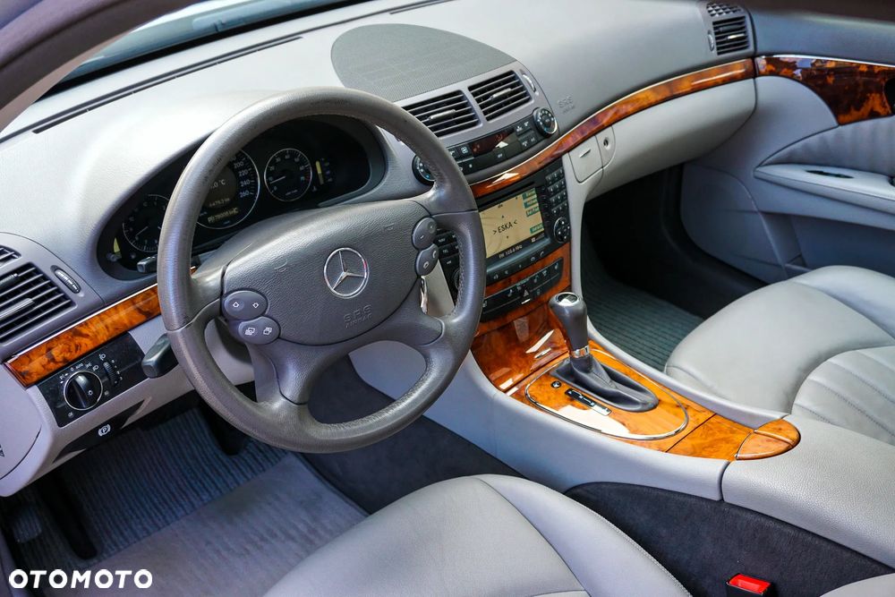 Mercedes-Benz Klasa E 200 Kompressor Automatik Elegance - 6