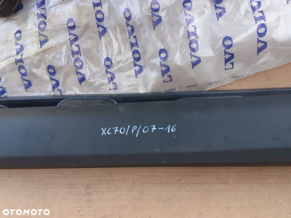 Listwa progowa prawa do Volvo XC70 07-16 31265316. - 3