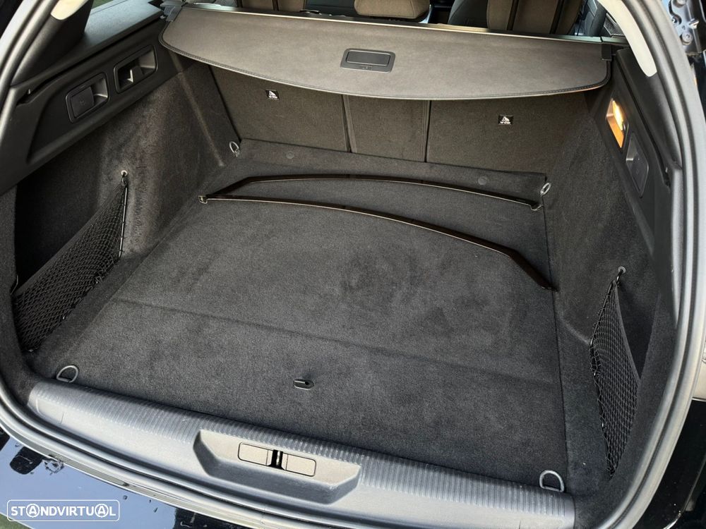 Peugeot 308 SW 1.6 Hybrid Active Pack e-EAT8 - 60