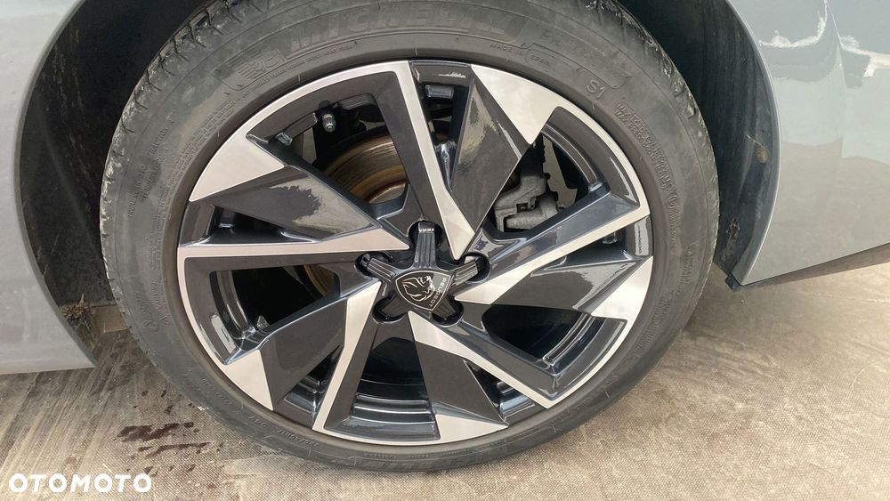 Peugeot 308 1.5 BlueHDi Allure S&S EAT8 - 14